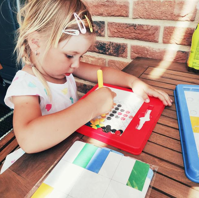 MAGDOTS magnetic board